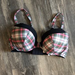 Red green plaid Victoria’s Secret Plunge bra 34D